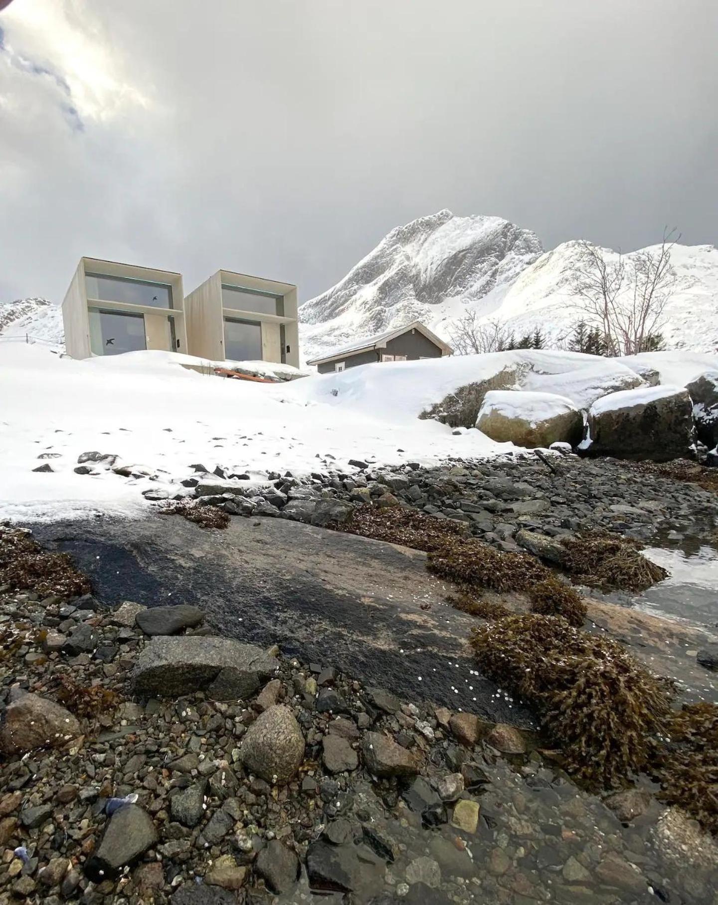 Oceanview Mini-House - Stunning Views Apartment Ramberg Exterior photo